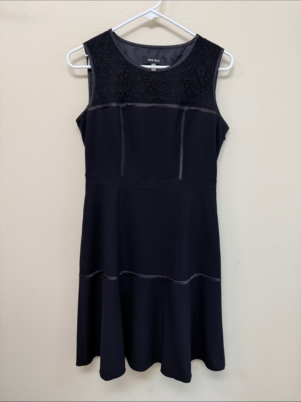 Nine West Black Lace-Yoke Sleeveless Fit-and-Flare Dress Sz2